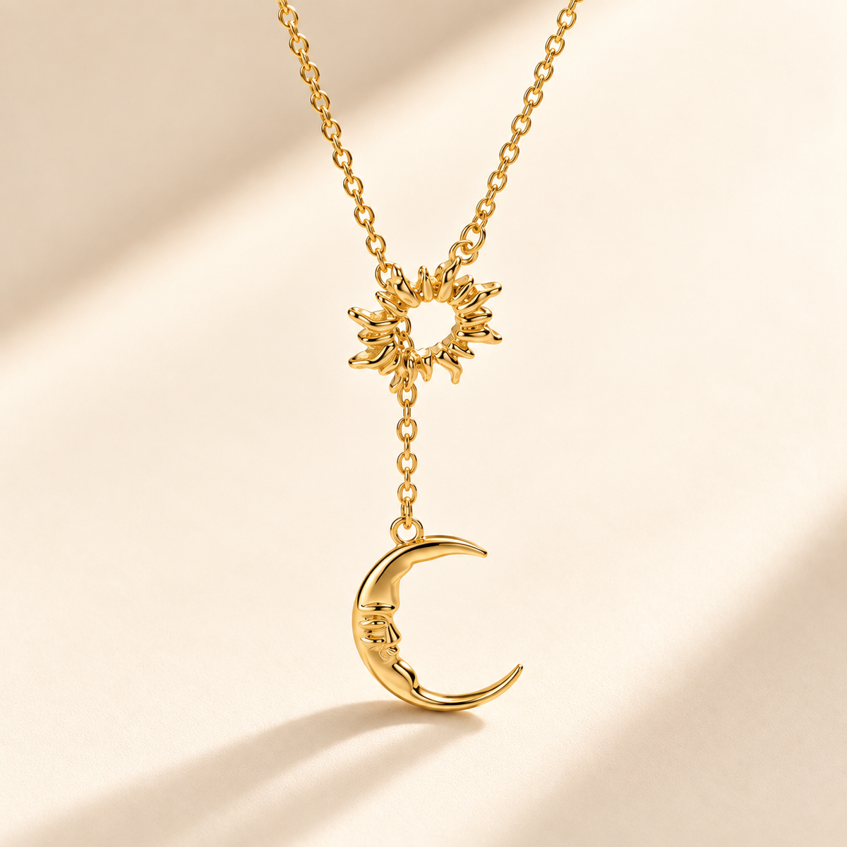 🌞 Sun & Moon Celestial Necklace – Carry Your Light, Embrace Your Dreams 🌙